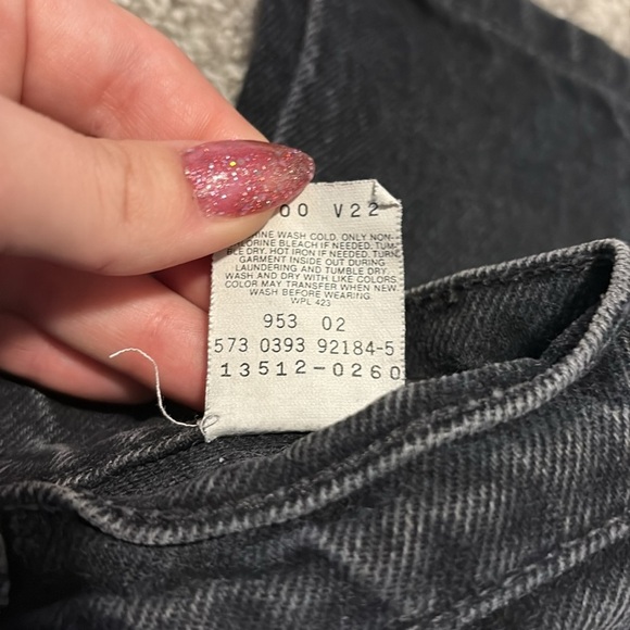 Vintage Ladies Black Levi 512’s - Picture 3 of 7